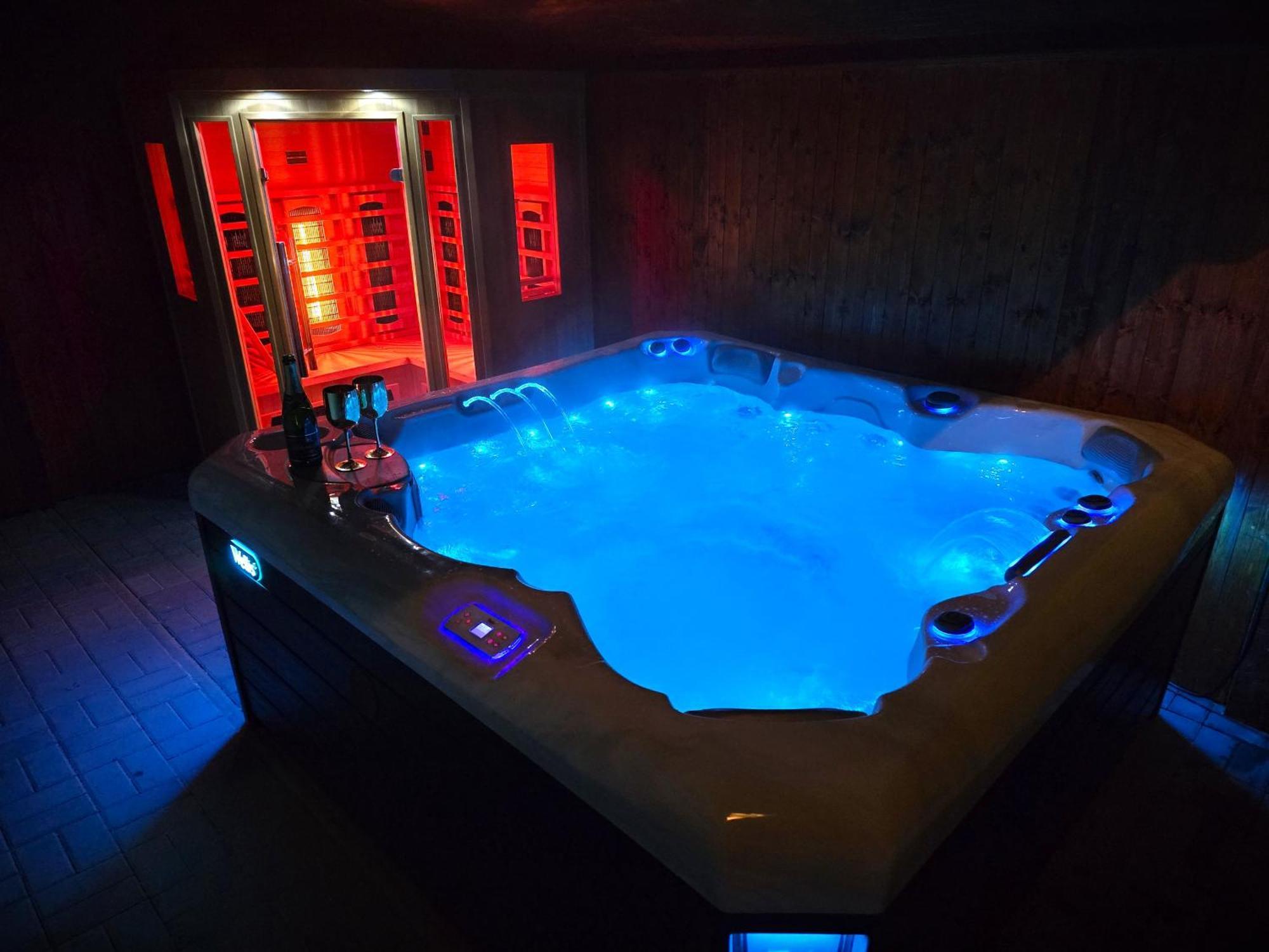 Vila Max - Whirlpool & Bazen & Sauna Velké Losiny Eksteriør billede